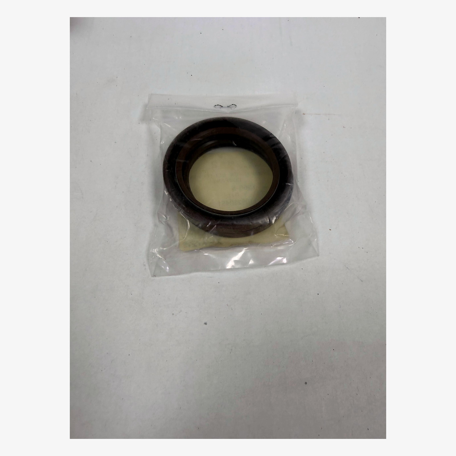 C966-5 — SEAL OIL CLUTCH ASSY — изображение 2